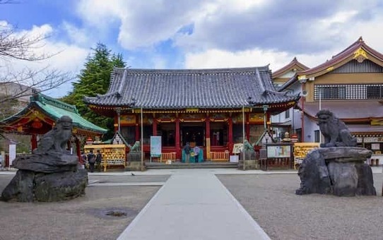 Asakusa shrine 2012 1528087972